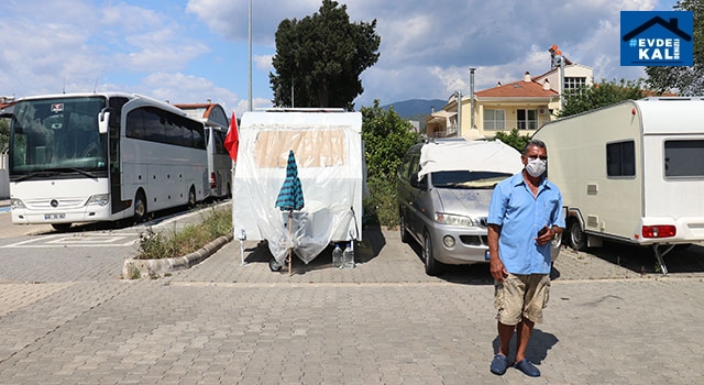 Muğla Marmaris’te Yılmaz Kurban ev kira pahalı olunca karavan aldı
