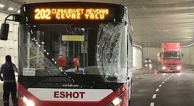 Konak’ta Belediye Otobüsü Şoförü Yaralandı