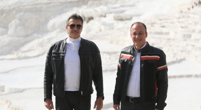 Bakan Tüzmen ve Başkan Örki Pamukkale'yi motosikletle turladı