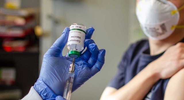 3. doz koronavirüs aşısını kimler olacak? Fahrettin Koca'dan açıklama