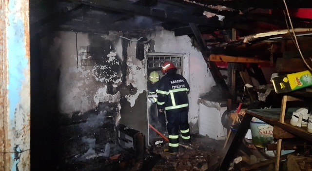 Karabük Oktay Yeşil babası uyuduğu sırada evi ateşe verdi