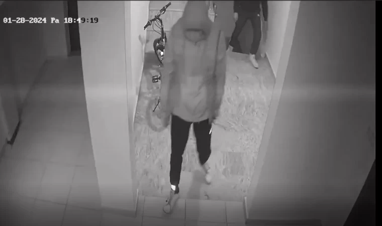 Didim'de ayakkabı hırsızları kameralara yakalandı
