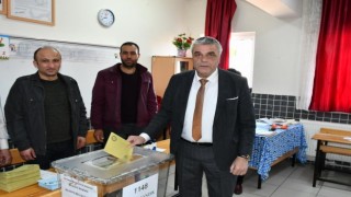 Akhisarspor’un eski başkanı Hüseyin Eryüksel, kalp krizi sonucu öldü