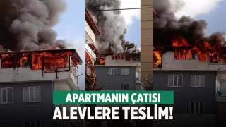 Denizli'de apartmanın çatısı yangında zarar gördü