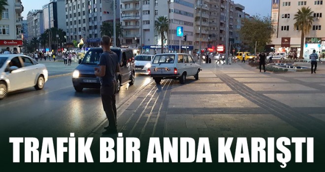 Trafik Bir Anda Karıştı
