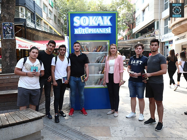 Denizli’de Sokakta Kütüphane Var uygulaması