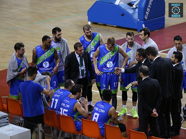 Denizli Basket Çeyrek Finalde