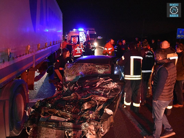 Kemalpaşa’da kaza otomobil tıra çarptı Halil İbrahim Eker öldü