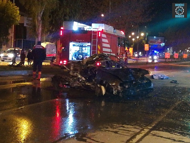 Balçova feci kaza Hüseyin Karacaoğlan,  Berkay Altınay hayatını kaybetti