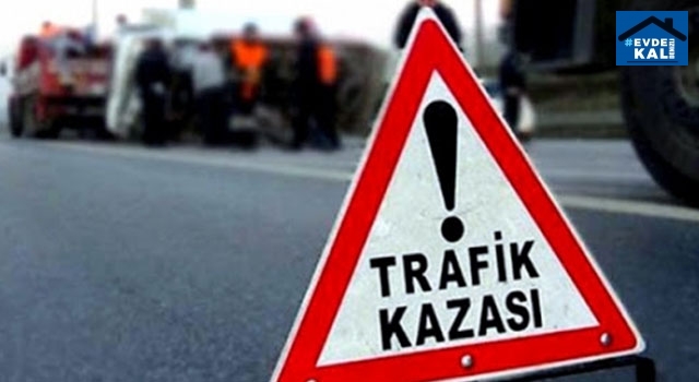 Afyonkarahisar’da iki otomobil çarpıştı Alper Taban ve Battal Gazi Özcan öldü