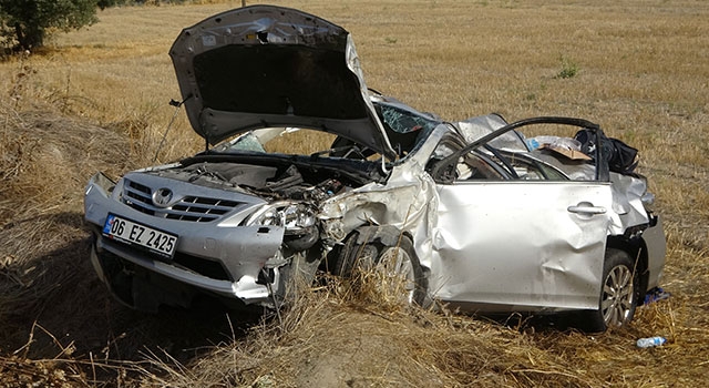 Uşak’taki kazada araç tarlaya uçtu Özkan Uzun öldü