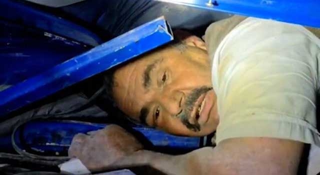 Enkazdan 26 saat sonra kurtarılan Halim Amca hayatını kaybetti