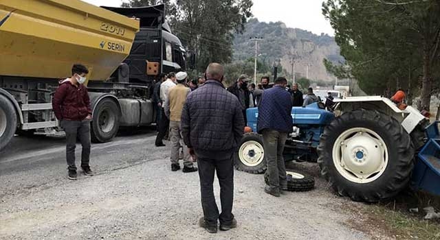 Köşk’te hafriyat kamyonu ile traktör çarpıştı Necdet Timoçin öldü