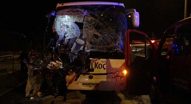 Uşak’taki otobüsle tır çarpıştı muavin Adem Uçar öldü