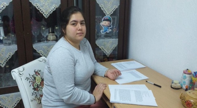 Muğla'da 15 yaşındaki Sıla Özdemir, "Günebakan Çiçeği" isimli bir roman yazdı