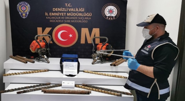 Denizli'de Define avcıları suç aletleriyle birlikte yakalandı