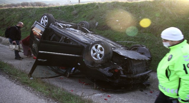 Kula'daki kazada, Kız istemeye giderken kaza yaptılar: 2 yaralı