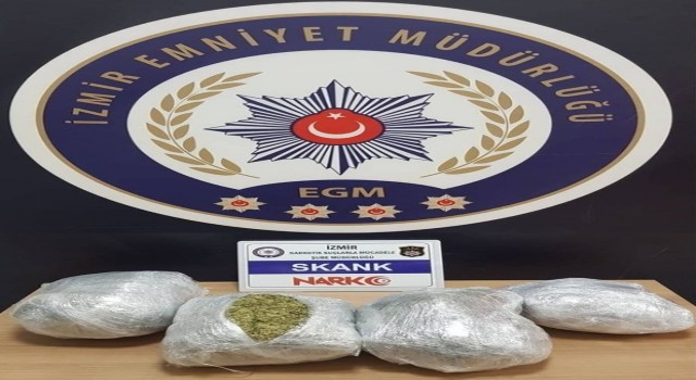 Araçtan 4 kilo 250 gram uyuşturucu madde çıktı