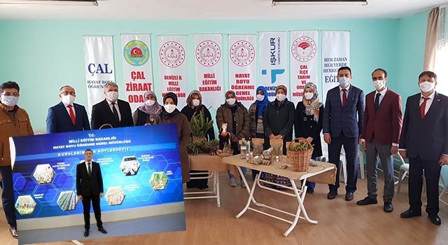 Bakan Selçuk, Çallı kursiyerlerle buluştu