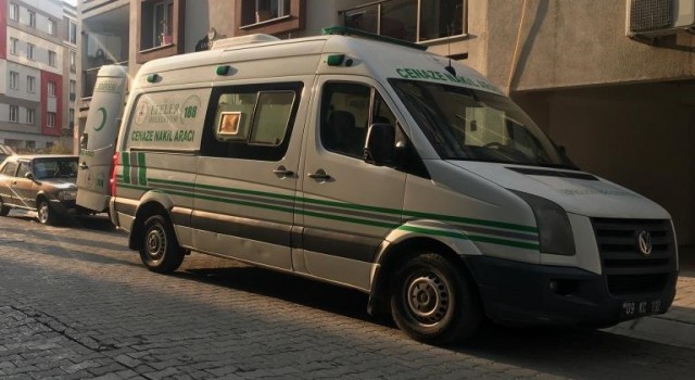 Efeler'de  Ercan Kıbrıs evinde ölü bulundu