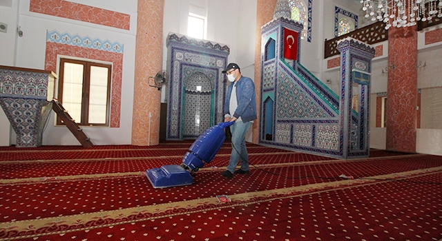 Honaz’da camiler Ramazan’a hazırlanıyor