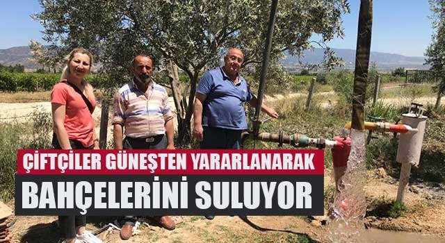 Çiftçiler güneşten yararlanarak bahçelerini suluyor