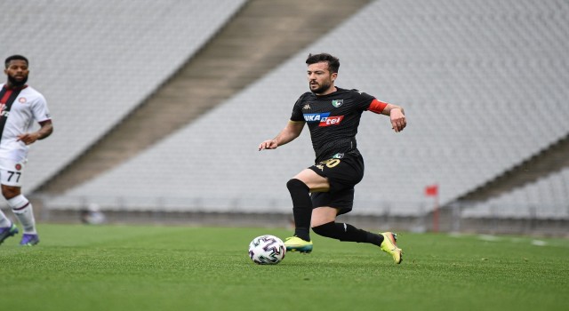 Denizlispor’dan ayrılacak 4 futbolcunun ismi netleşmeye başladı