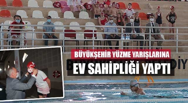 Büyükşehir yüzme yarışlarına ev sahipliği yaptı