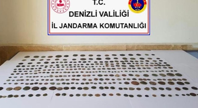 Denizli'de 362 adet sikke ele geçirildi