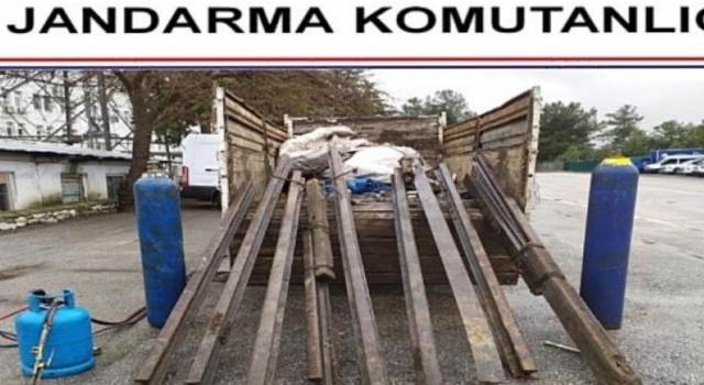 Denizli’de tren yolu hırsızlarına suçüstü