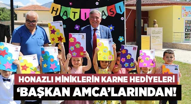 Honazlı Miniklerin Karne Hediyeleri ‘Başkan Amca’larından!