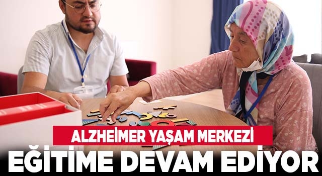 Alzheimer Yaşam Merkezi Eğitime Devam Ediyor