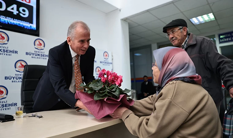 Başkan Zolan halk gününde hemşehrilerini dinledi