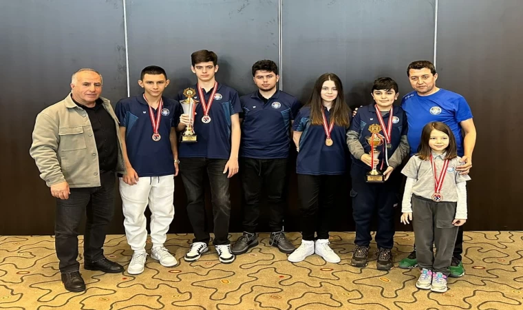 Çeşme Belediye Spor Satranç Takımı, Tarihi Başarıya İmza Attı