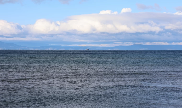 Dikili ilçesinde balıkçı teknesi battı