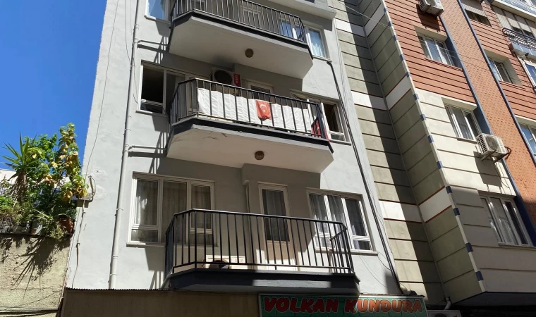 Efeler'de Hilmi Çetin evde ölü bulundu