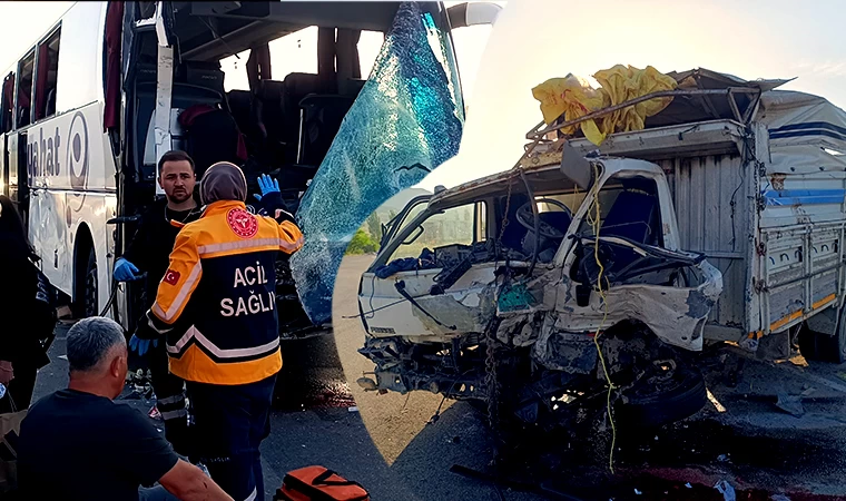 Afyonkarahisar'da Yolcu Otobüsü ve Kamyonet Çarpıştı: 17 Yaralı