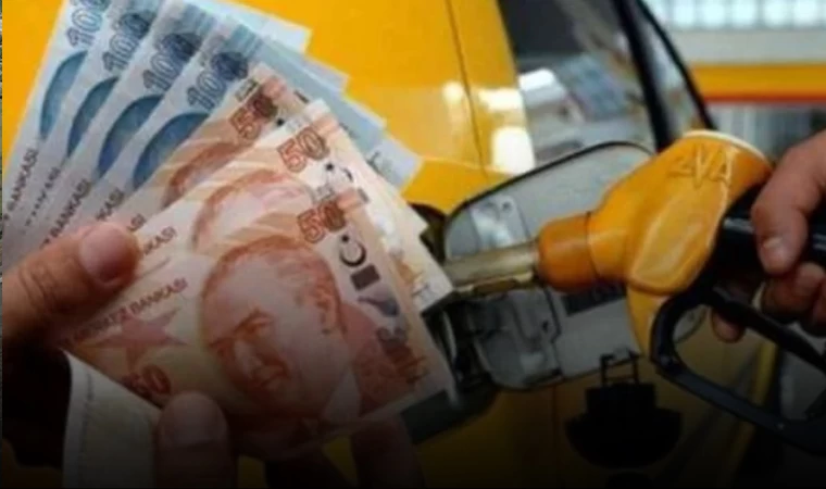 Benzin ve motorine zam geldi