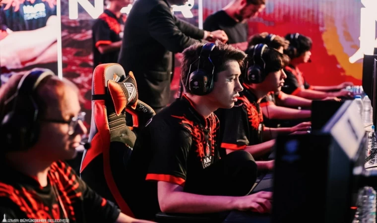 İzmir, League of Legends Türkiye Şampiyonluk Ligi Finali'ne Ev Sahipliği Yapacak