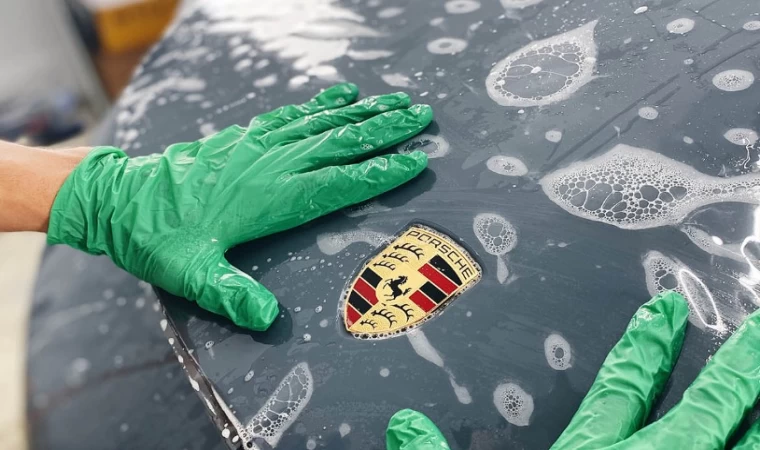 İzmir'de PPF Kaplama İle Uzun Ömürlü Araç Koruması Mümkün Mü?