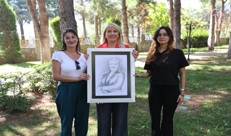 Merkezefendi Belediyesi’nin Resim Kursu Öğrencileri Büyük Başarıya İmza Attı!