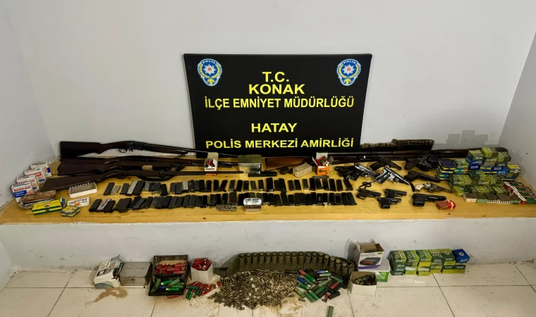 Konak'ta Hayatını Kaybeden Adamın Evinden Cephanelik Çıktı