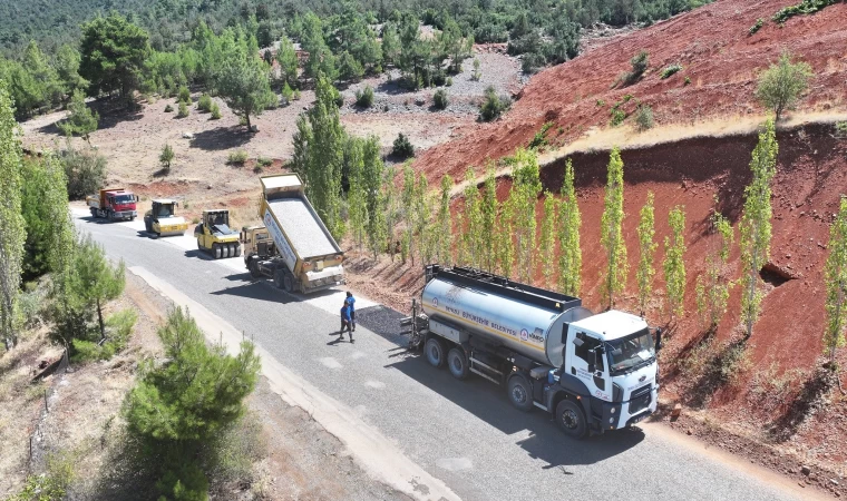 Denizli’de Yol Seferberliği: 120 Kilometre Yol Yenilendi