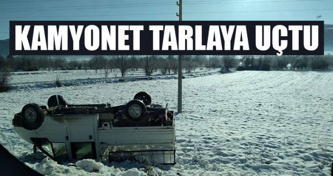 Kamyonet Tarlaya Uçtu