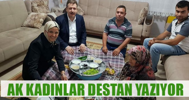 Ak Kadınlar Destan Yazıyor