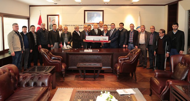 Acıpayamlı Üreticilerden Başkan Osman Zolan'a Ziyaret