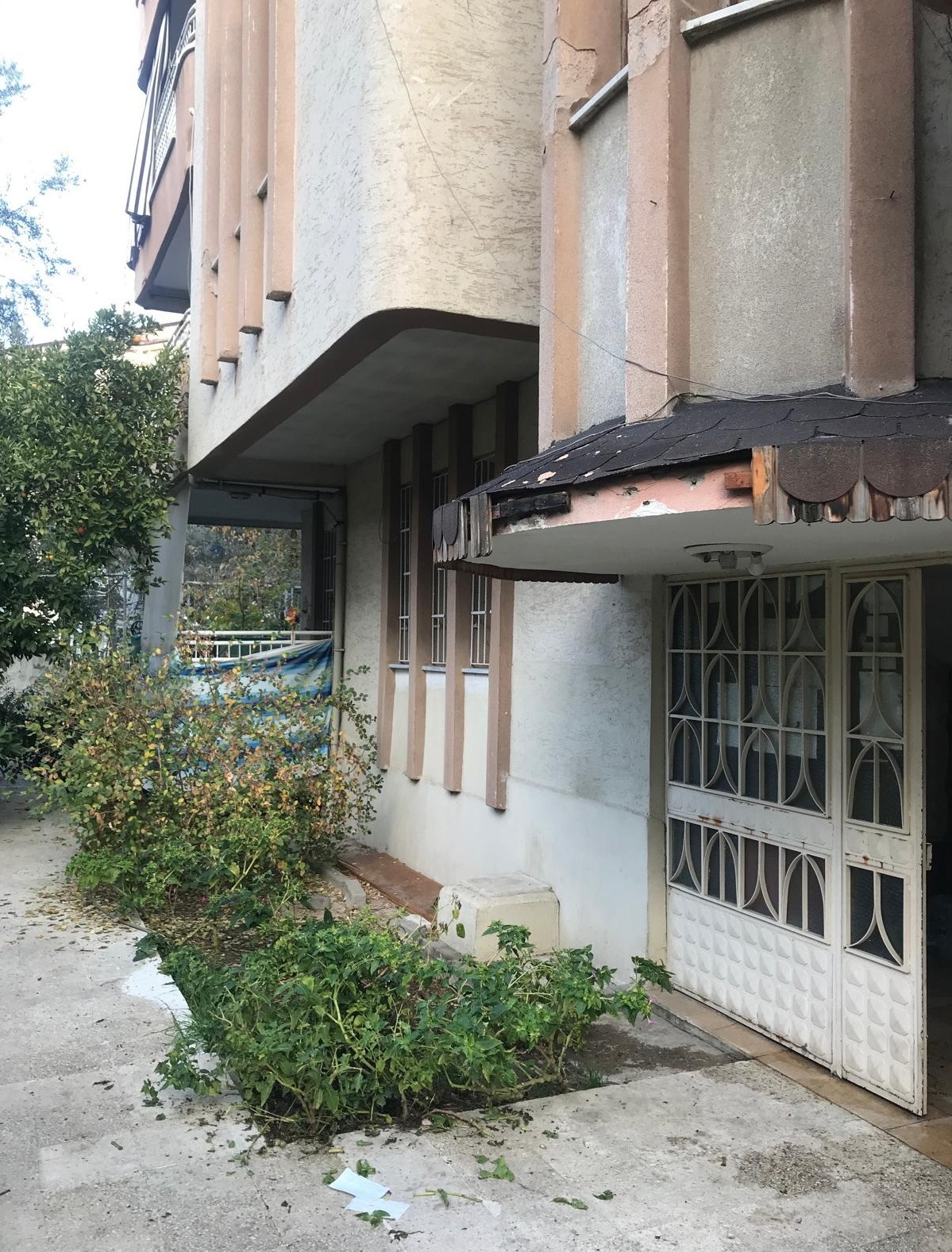 Manisa’da Çıkan Yangında Hemşire Hayatını Kaybetti