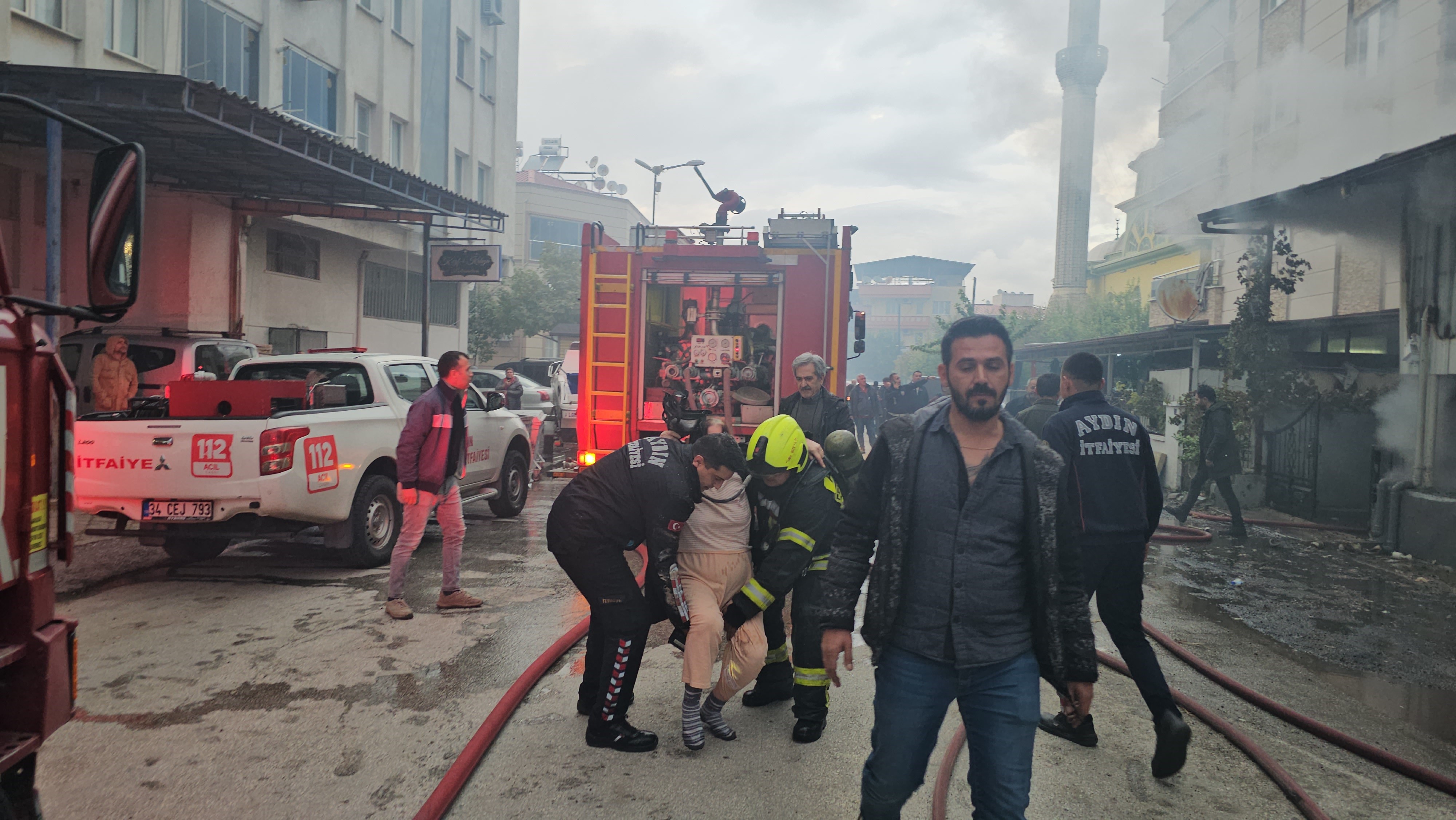 Aydın Nazilli’de Veteriner Kliniğinde Yangın