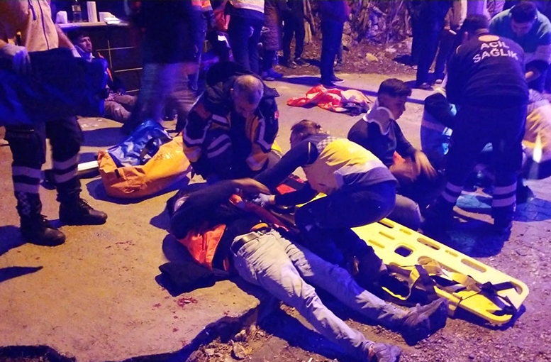 Buharkent’te Zincirleme Trafik Kazası: 9 Yaralı