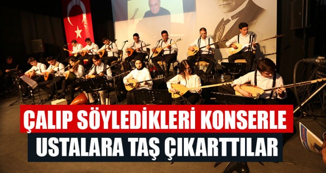 Çalıp Söyledikleri Konserle Ustalara Taş Çıkarttılar